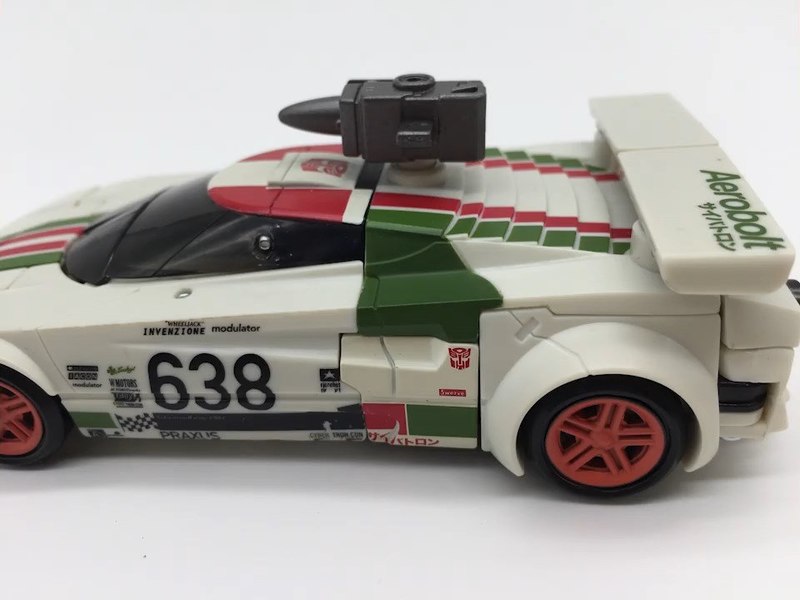 Transformers Earthrise Deluxe Wheeljack Video Review With Images 14 (14 of 24)